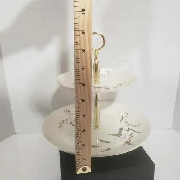 Vintage  Crown Essex Canadiana Wheat Pattern 2-Tier Cake Stand with Handle, - Picture 8 of 8